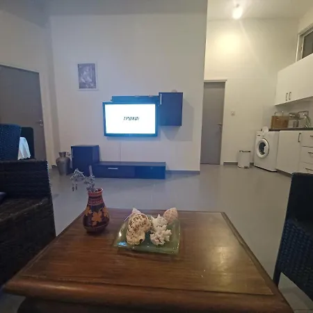 Mediterranean Flat Апартаменты Пафос
